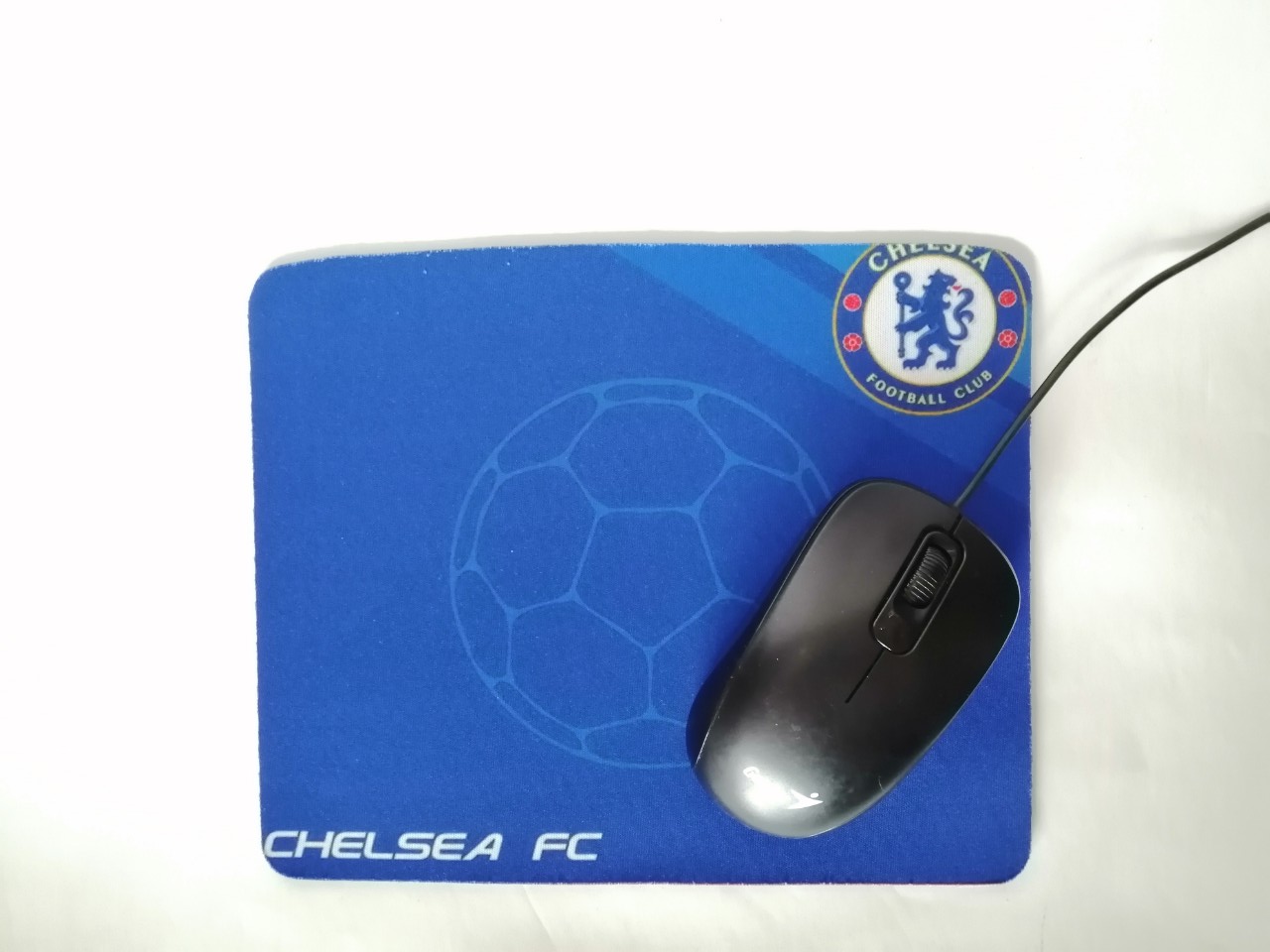 Bàn di chuột Chelsea